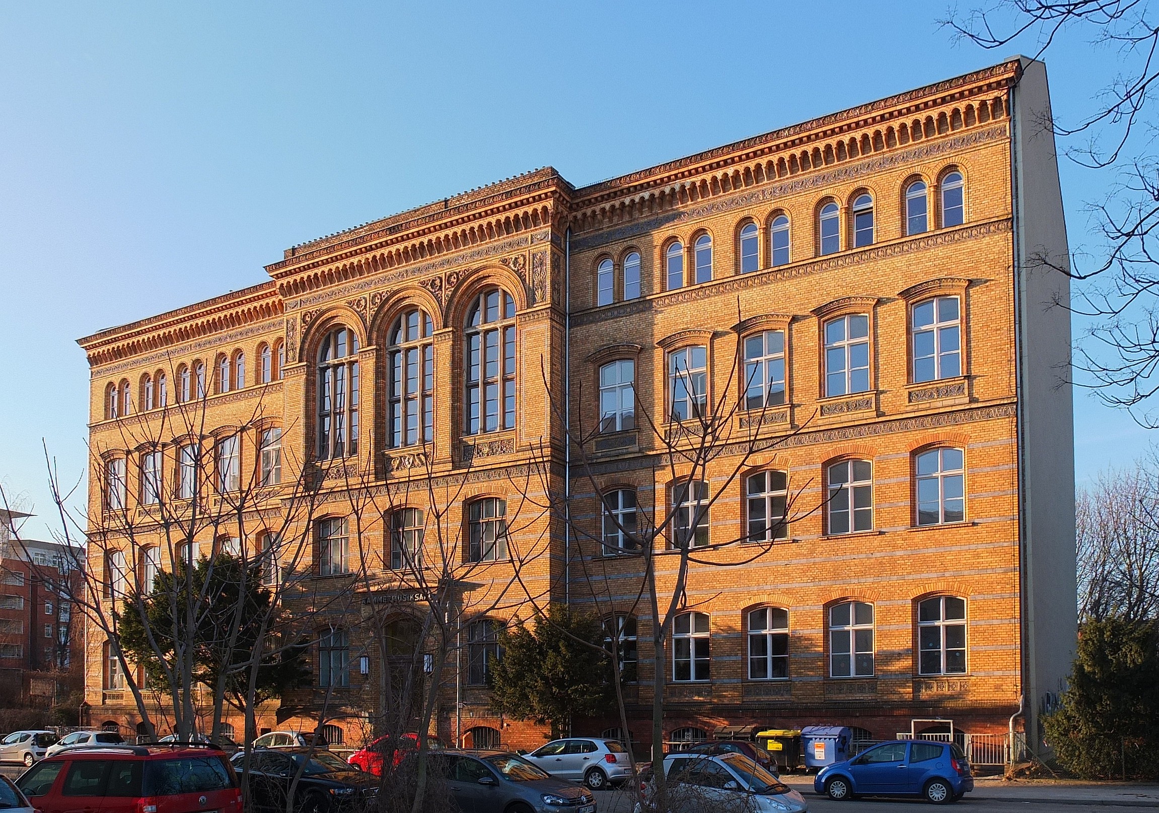 Ehemaliges Gebäude des Askanischen Gymnasiums in Berlin-Kreuzberg